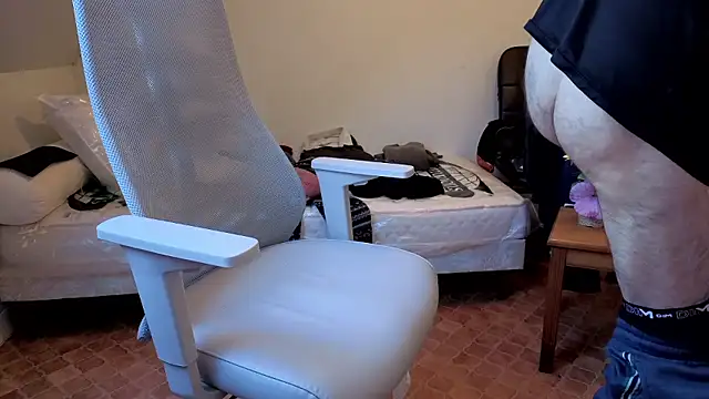 Snapshot of SteveStiffbone chatting on January 17, 2026, 1:26 pm SteveStiffbone online show from January 17, 2026, 1:26 pm