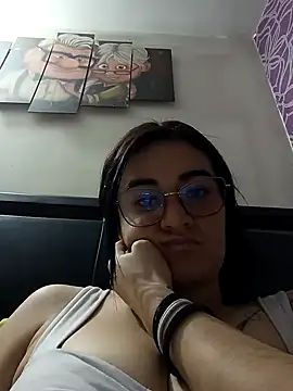 Hanna Kinsley online show from January 29, 2025, 2:40 am