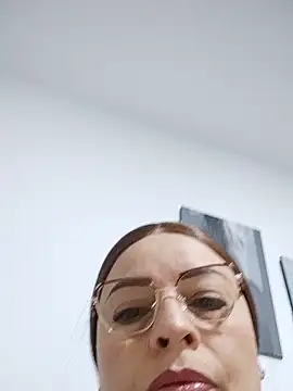 Snapshot of _Prinscarlet_ chatting on April 3, 2026, 12:06 am Prinscarlet online show from April 3, 2026, 12:06 am