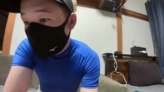 Snapshot of tuki_fu chatting on December 7, 2024, 10:06 am tuki fu online show from December 7, 2024, 10:06 am