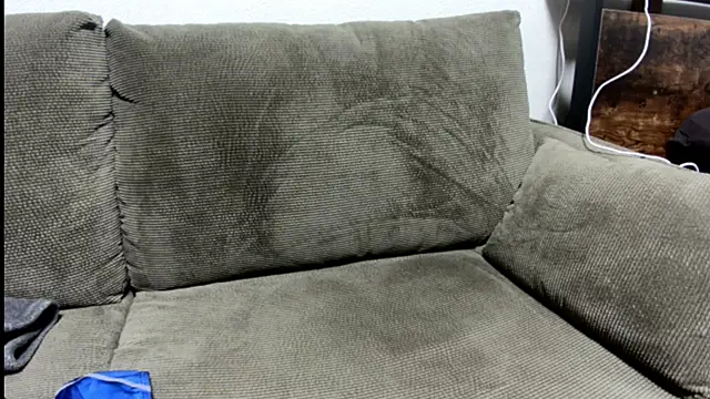 Snapshot of tuki_fu chatting on January 24, 2025, 1:03 pm tuki fu online show from January 24, 2025, 1:03 pm