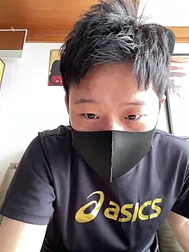 Snapshot of tuki_fu chatting on March 12, 2025, 3:02 am tuki fu online show from March 12, 2025, 3:02 am