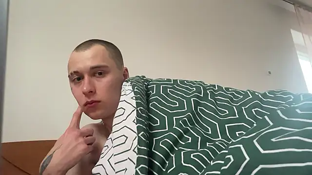 Snapshot of Antik chatting on February 10, 2025, 6:20 am Antik online show from February 10, 2025, 6:20 am