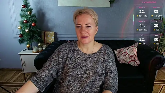 Nika Smit online show from December 19, 2025, 5:43 am