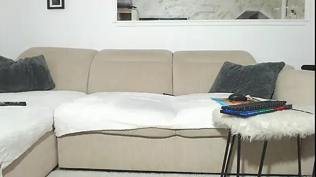 xsexydomina online show from May 8, 2026, 5:44 am