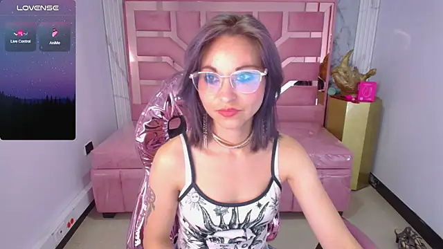 Snapshot of abril_ch_ chatting on March 26, 2026, 12:14 pm abril ch online show from March 26, 2026, 12:14 pm