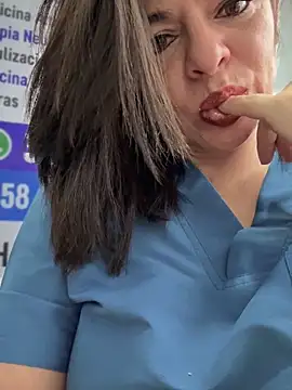 NATHALIA-28  online show from November 24, 2025, 11:54 am