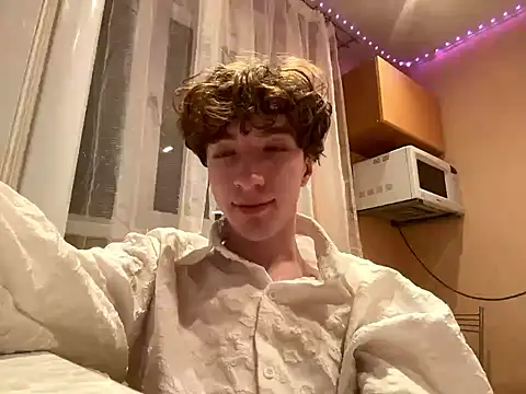 TrevorBenson online show from March 19, 2025, 9:58 pm