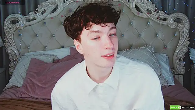 TrevorBenson online show from September 16, 2025, 2:29 pm