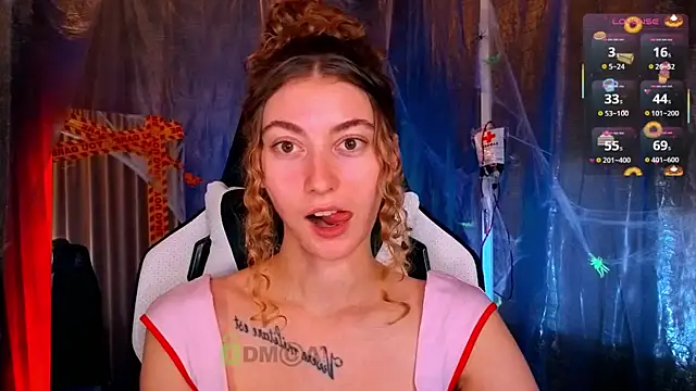 lady curls online show from October 26, 2025, 11:27 pm