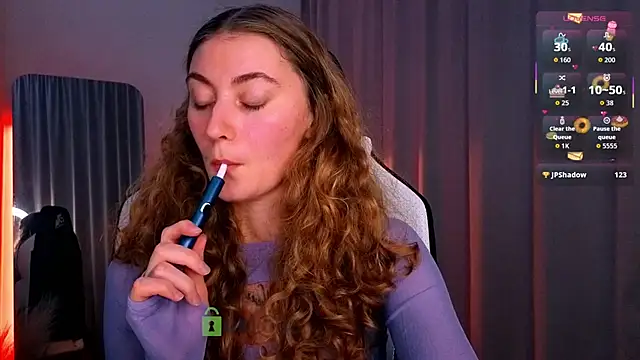 lady curls online show from October 22, 2025, 9:46 pm