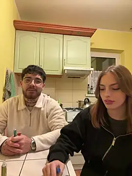 MrAndMrsSavage online show from February 9, 2025, 9:06 pm