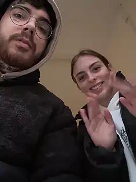 MrAndMrsSavage online show from February 16, 2025, 9:27 pm