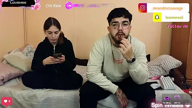 MrAndMrsSavage online show from February 5, 2025, 11:17 pm