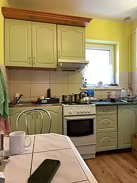 MrAndMrsSavage online show from February 20, 2025, 2:02 pm