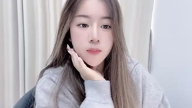 chloe-01 online show from January 11, 2025, 4:16 am