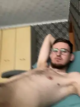 Snapshot of GrahamSouth chatting on January 6, 2025, 8:57 am GrahamSouth online show from January 6, 2025, 8:57 am