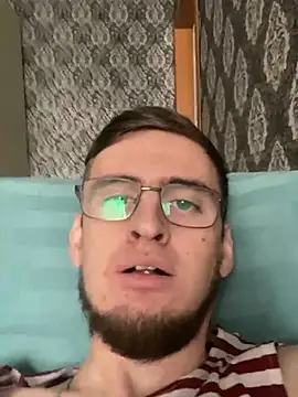 Snapshot of GrahamSouth chatting on January 20, 2025, 7:47 am GrahamSouth online show from January 20, 2025, 7:47 am