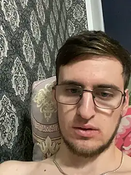 Snapshot of GrahamSouth chatting on February 4, 2025, 12:33 pm GrahamSouth online show from February 4, 2025, 12:33 pm