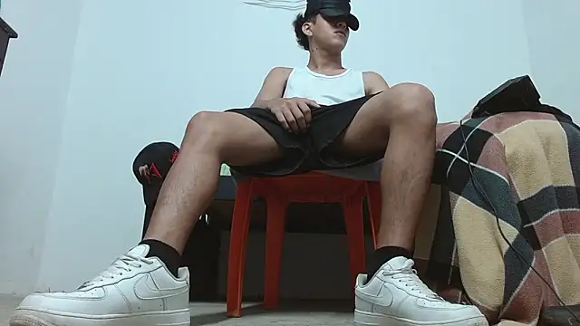 Macho Dom online show from April 11, 2026, 10:57 pm