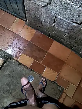 Magroveiudo online show from January 12, 2026, 1:23 am