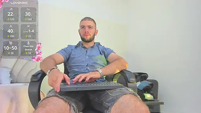 MaximusDick1  online show from July 17, 2026, 12:24 pm