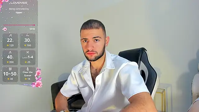 MaximusDick1  online show from July 16, 2026, 11:51 am