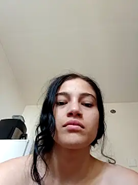 Virgin Pussy Love online show from June 5, 2026, 12:44 pm