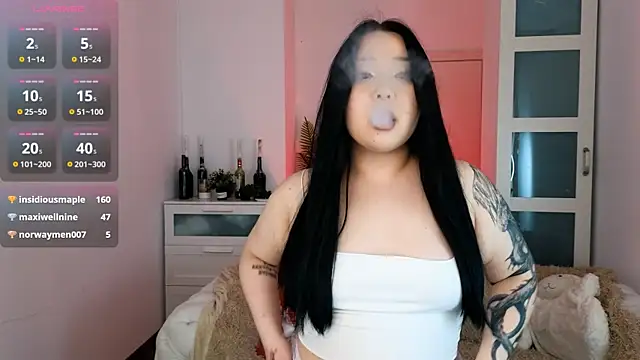 Snapshot of mei_honey_ chatting on March 4, 2025, 5:24 pm mei honey  online show from March 4, 2025, 5:24 pm