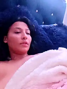 Pauilina online show from July 29, 2026, 1:49 am