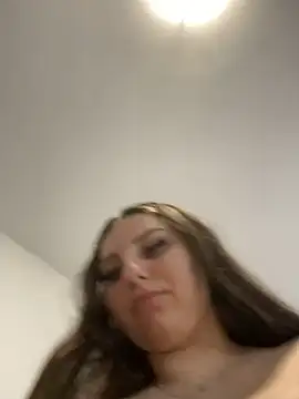 KarinaCelinne online show from February 1, 2025, 12:04 pm