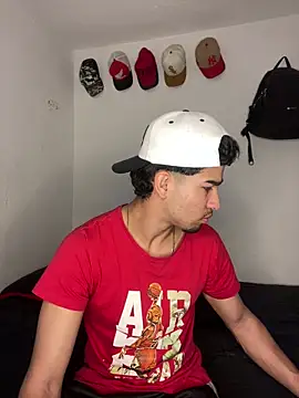 andy 0018 online show from December 15, 2025, 3:40 pm