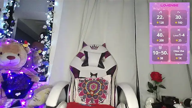 Snapshot of NanitaFun chatting on December 22, 2024, 12:28 am NanitaFun online show from December 22, 2024, 12:28 am