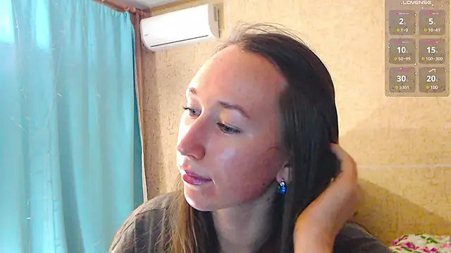 Snapshot of --Model--2 chatting on March 20, 2025, 3:45 am --Model--2 online show from March 20, 2025, 3:45 am