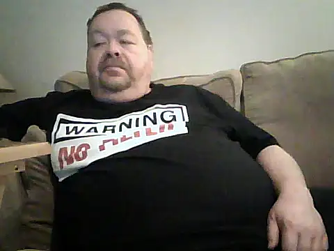 Snapshot of hitman_35 chatting on February 6, 2026, 6:42 am hitman 35 online show from February 6, 2026, 6:42 am