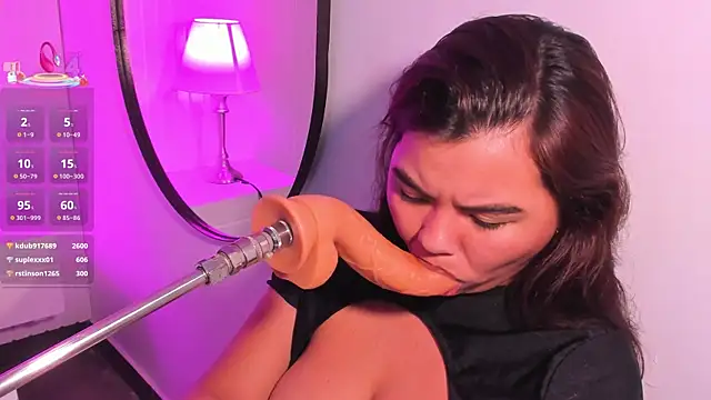 klhoe boobs online show from June 20, 2026, 8:52 am