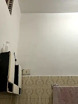 Miky 21 online show from November 20, 2025, 1:28 am