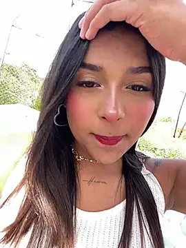 Snapshot of Mariangel_11 chatting on January 19, 2026, 1:37 pm Mariangel 11 online show from January 19, 2026, 1:37 pm