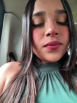 Snapshot of Mariangel_11 chatting on February 2, 2026, 2:05 pm Mariangel 11 online show from February 2, 2026, 2:05 pm