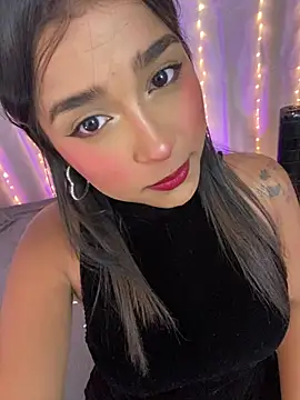 Snapshot of Mariangel_11 chatting on February 24, 2026, 1:56 pm Mariangel 11 online show from February 24, 2026, 1:56 pm