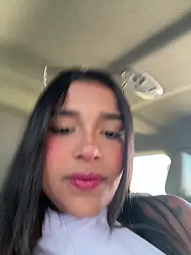 Snapshot of Mariangel_11 chatting on February 10, 2026, 1:43 pm Mariangel 11 online show from February 10, 2026, 1:43 pm