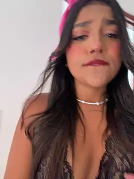 Snapshot of Mariangel_11 chatting on February 14, 2026, 2:50 pm Mariangel 11 online show from February 14, 2026, 2:50 pm