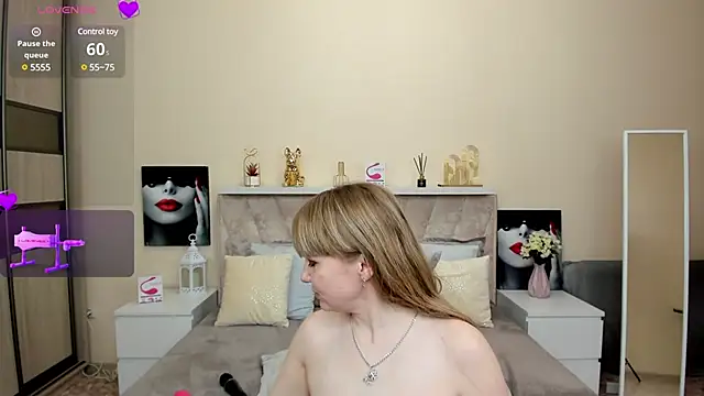 Snapshot of KattyPeachX chatting on March 17, 2025, 6:07 am KattyPeachX online show from March 17, 2025, 6:07 am