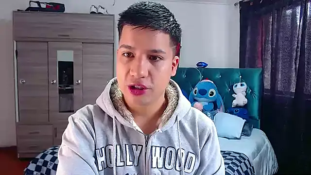 Snapshot of Randy_horny chatting on April 8, 2026, 4:41 pm Randy horny online show from April 8, 2026, 4:41 pm