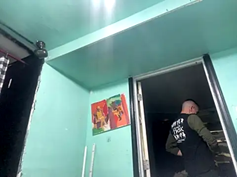 Snapshot of Gman143187 chatting on October 27, 2025, 8:10 pm Gman143187 online show from October 27, 2025, 8:10 pm