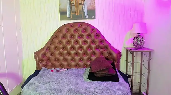 Snapshot of charlotte_ebony chatting on March 13, 2025, 7:39 pm charlotte ebony online show from March 13, 2025, 7:39 pm