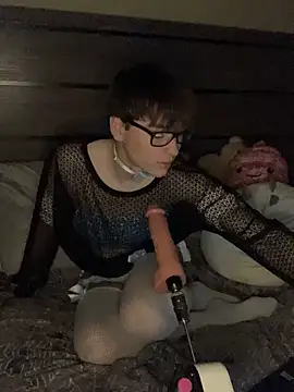 Snapshot of YourFavTwinkie chatting on February 2, 2025, 7:52 am YourFavTwinkie online show from February 2, 2025, 7:52 am