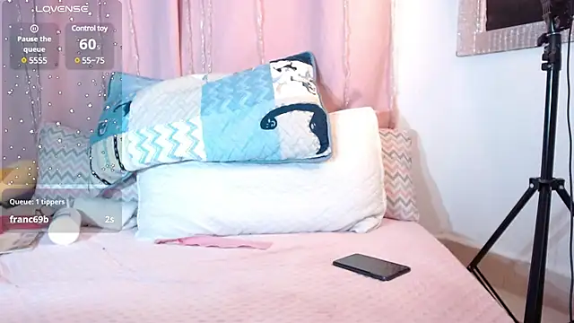 pamela  online show from February 26, 2025, 2:08 am