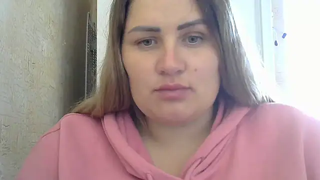 Snapshot of Honeydew-Waves chatting on September 18, 2025, 7:00 am Honeydew-Waves online show from September 18, 2025, 7:00 am