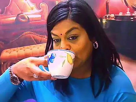 indianCherryPie online show from June 3, 2026, 5:08 am
